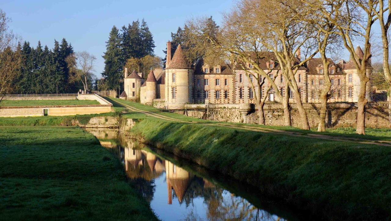 Chateau De La Riviere Bed & Breakfast Pontgouin Luaran gambar