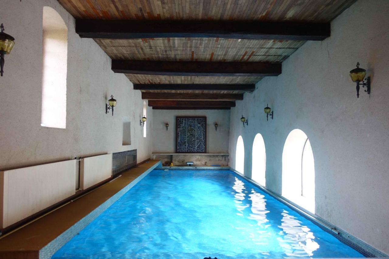 Chateau De La Riviere Pontgouin Luaran gambar