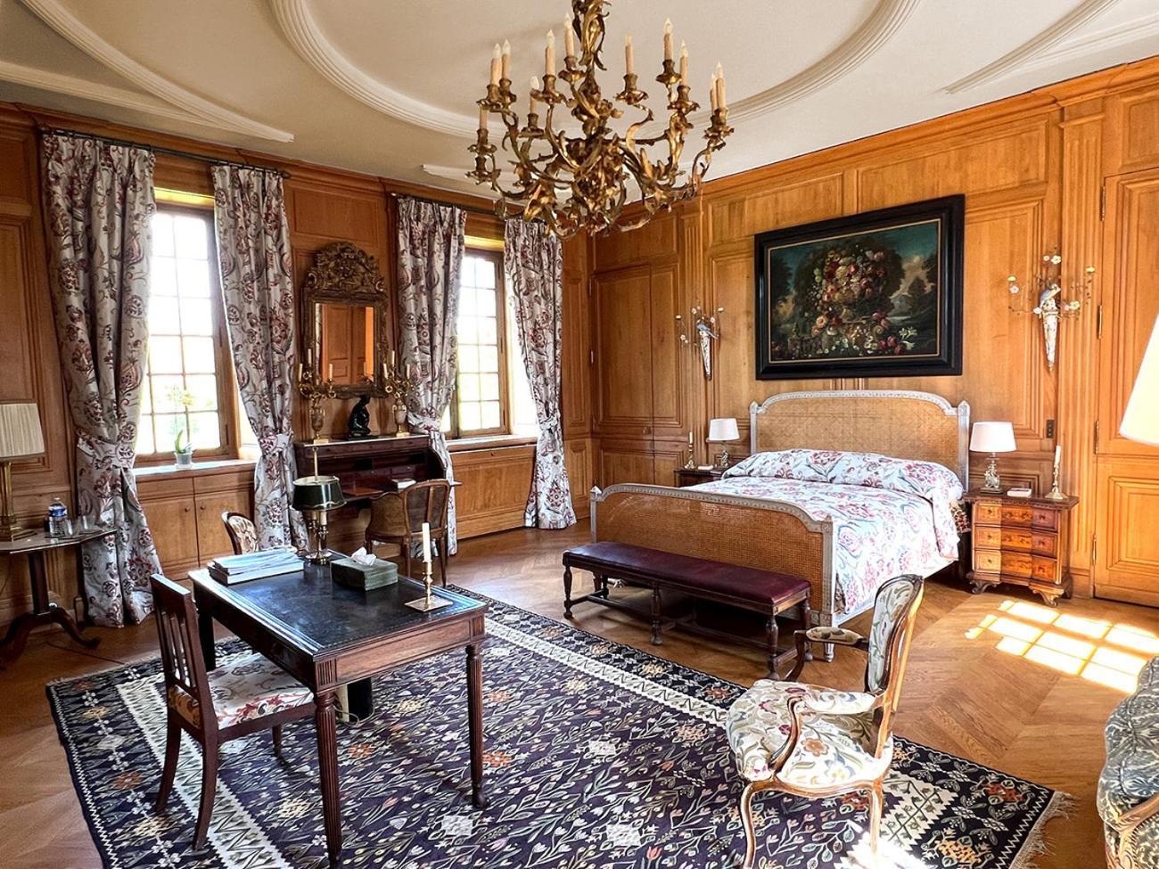 Chateau De La Riviere Pontgouin Luaran gambar